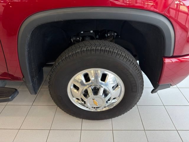 Used 2024 Chevrolet Silverado 3500 High Country w/ Technology Package AWD/4WD image 43