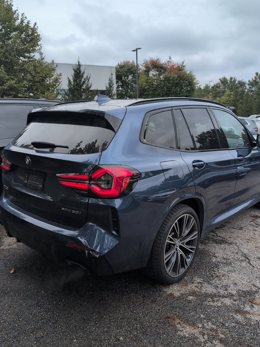 Used 2023 BMW X3 xDrive30i w/ M Sport Package AWD/4WD image 4