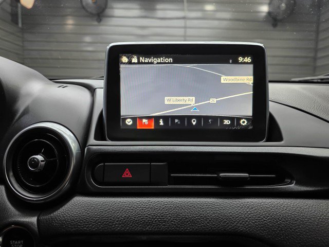 Used 2017 FIAT 124 Spider Abarth RWD image 23
