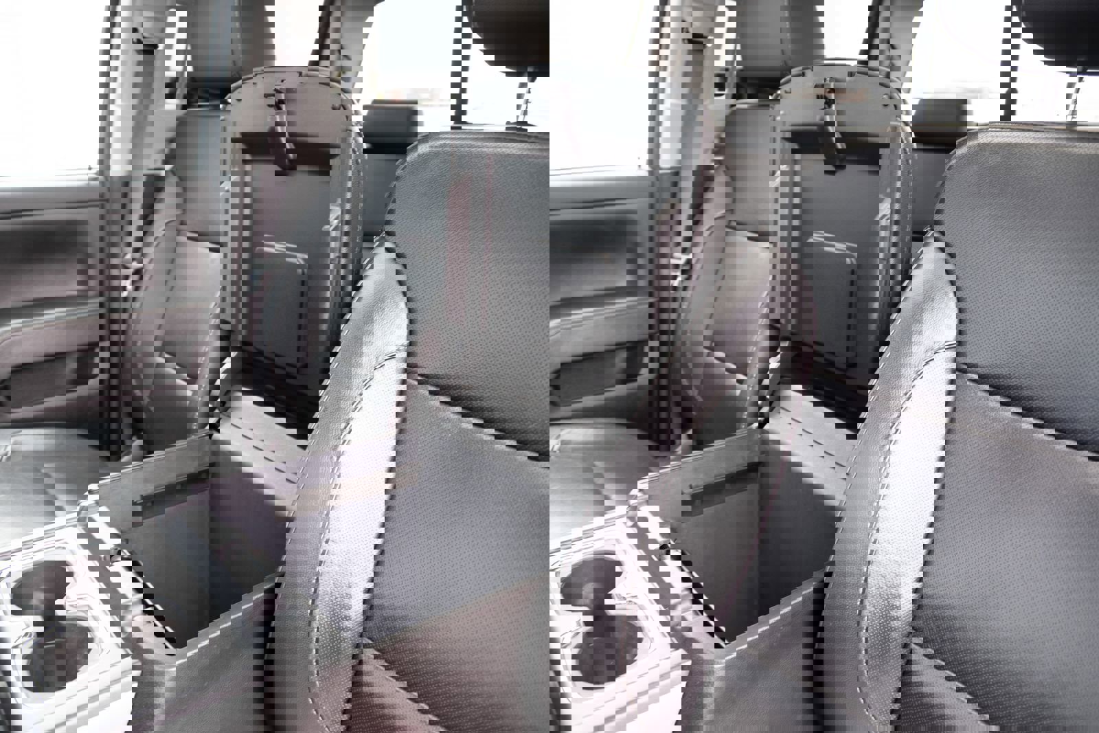 Used 2019 Chevrolet Silverado 3500 LTZ w/ LTZ Plus Package image 8