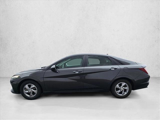 Used 2023 Hyundai Elantra SE w/ Cargo Package video 2