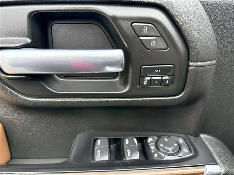 Used 2020 Chevrolet Silverado 2500 High Country w/ Technology Package AWD/4WD image 27