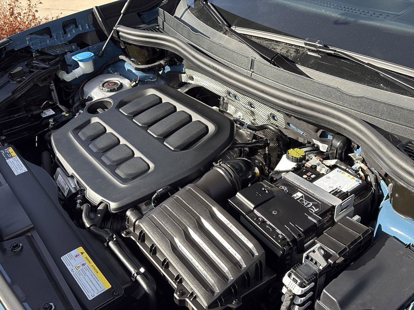 Used 2025 Volkswagen Tiguan SE image 10