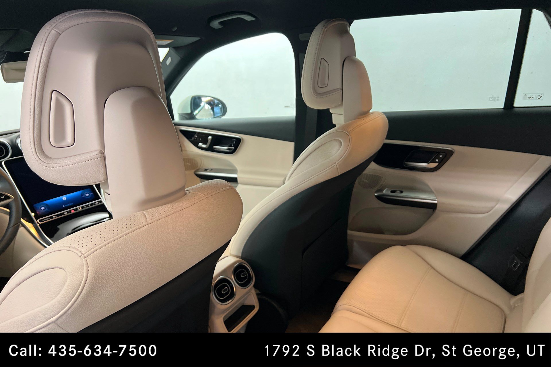 Certified 2025 Mercedes-Benz GLC 300 4MATIC image 18
