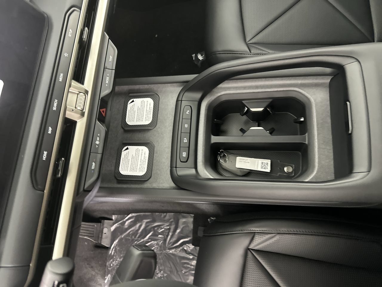 New 2027 Kia Telluride EX FWD image 9
