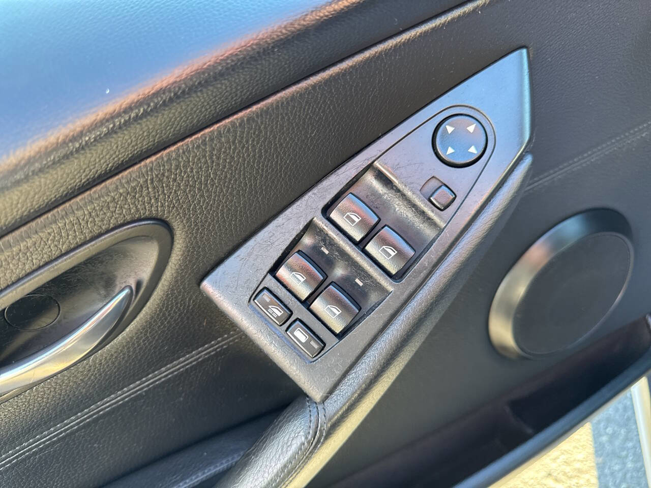 Used 2006 BMW 650i Convertible image 21