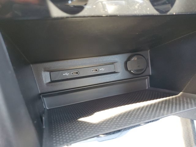 New 2026 Volkswagen Taos S FWD image 21