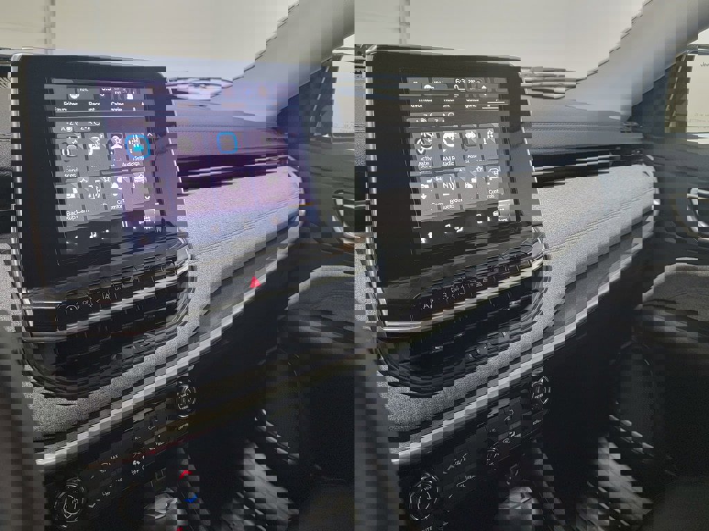 Used 2022 Jeep Compass Latitude image 29