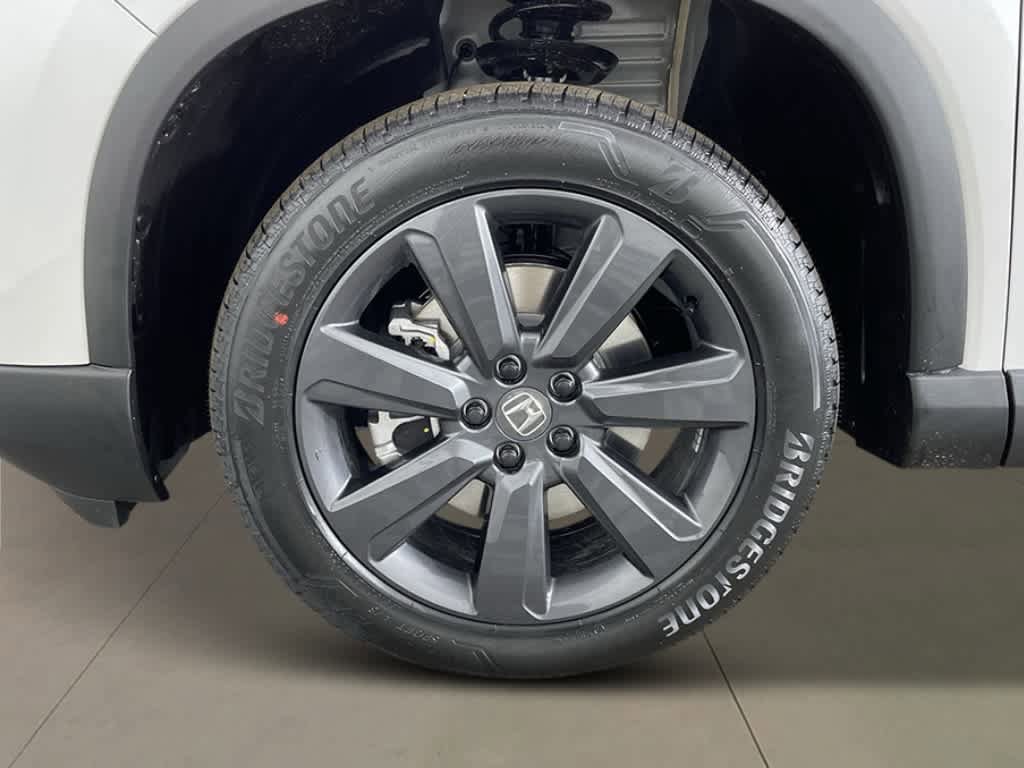 New 2026 Honda Pilot Sport image 9