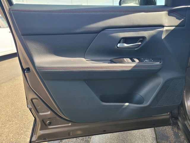 New 2026 Nissan Kicks SR image 7