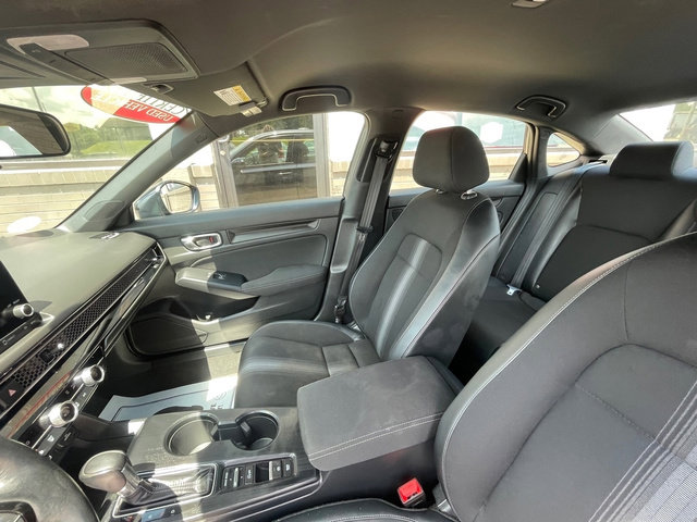 Used 2023 Honda Civic Sport image 13