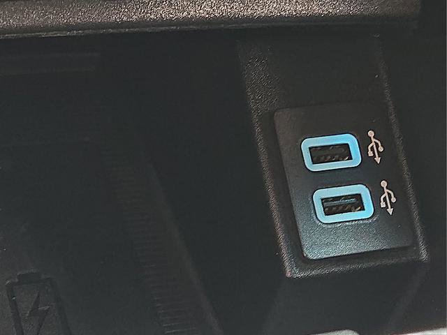 Used 2019 Ford Edge ST w/ Convenience Package image 26