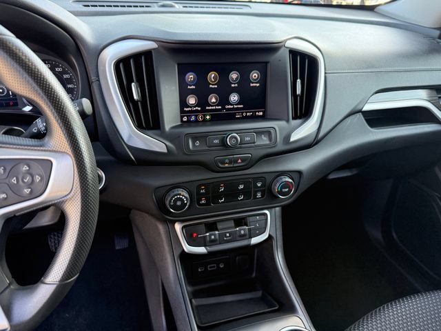 Used 2024 GMC Terrain SLE AWD/4WD image 14