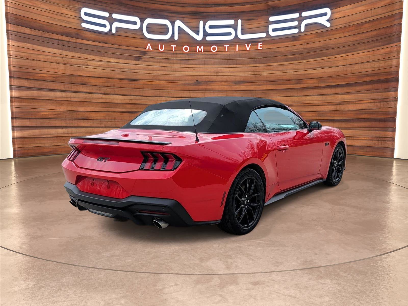 Used 2025 Ford Mustang GT Premium image 7