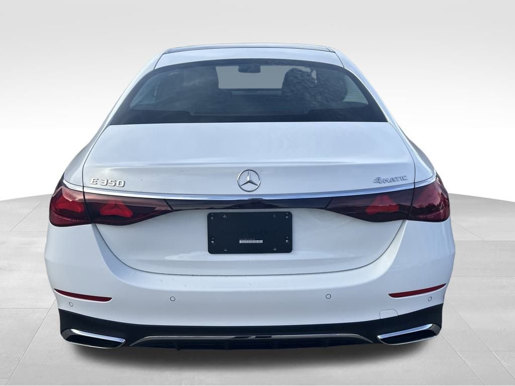 New 2026 Mercedes-Benz E 350 4MATIC Sedan image 3