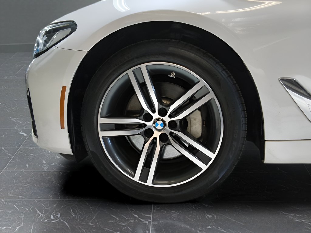 Used 2023 BMW 530i xDrive w/ M Sport Package AWD/4WD image 34