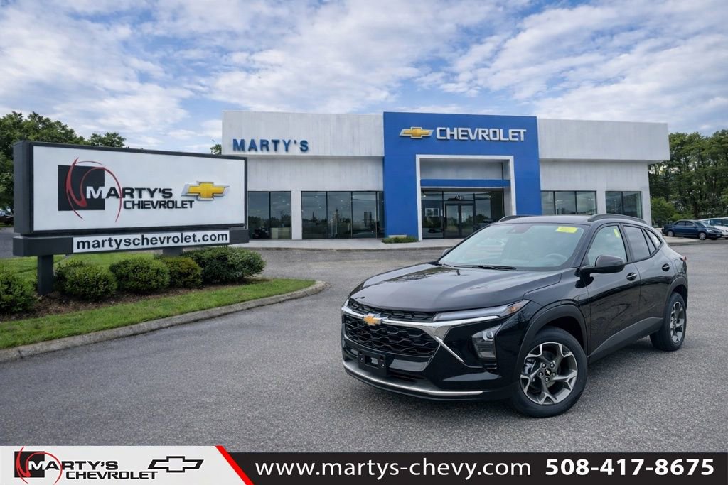 New 2026 Chevrolet Trax LT FWD image 1