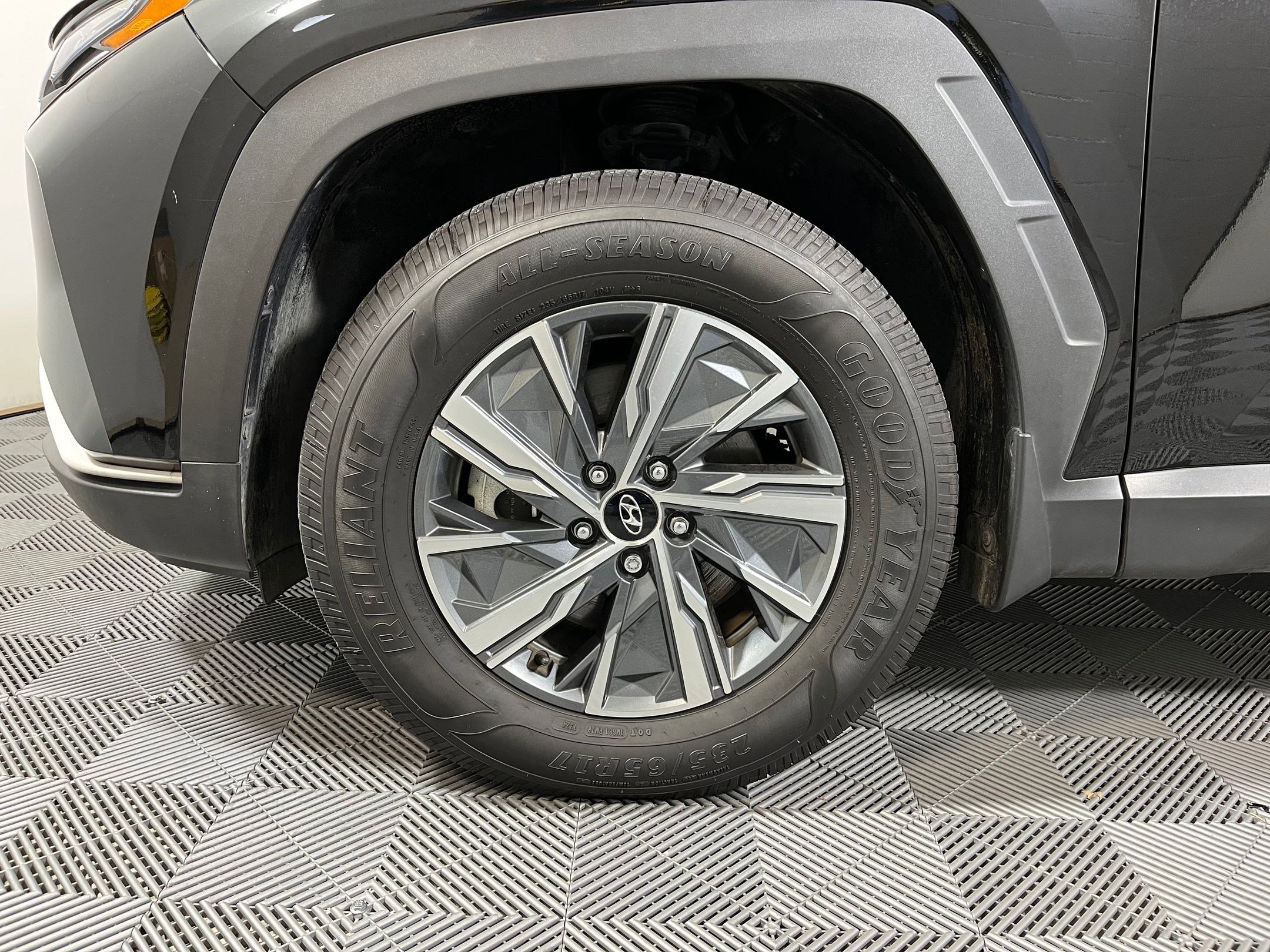 Used 2022 Hyundai Tucson Blue image 9