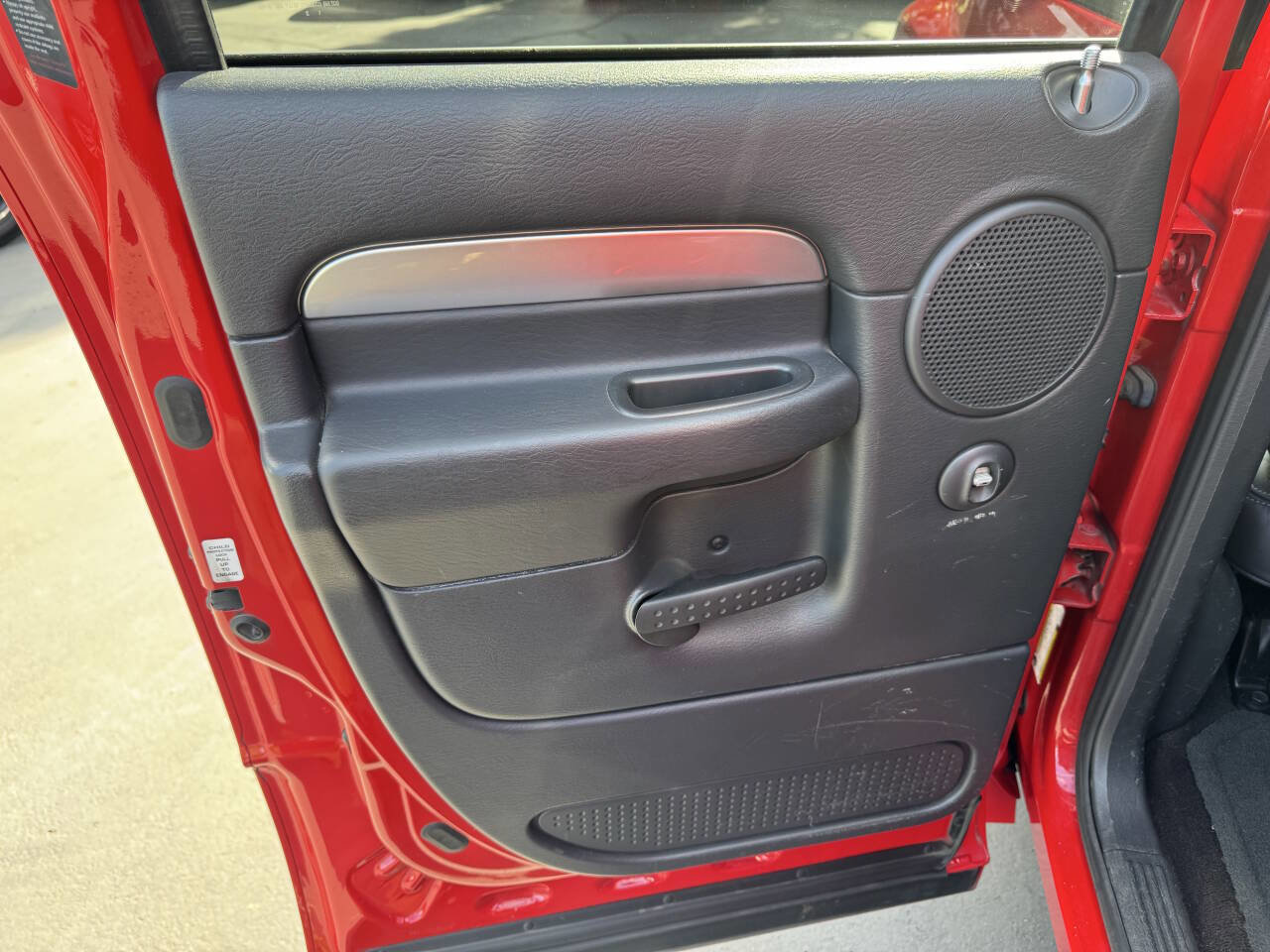 Used 2005 Dodge Ram 1500 Truck 2WD Quad Cab image 21