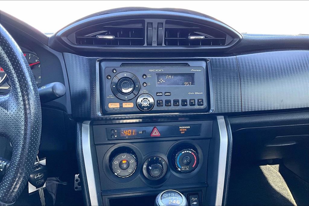 Used 2013 Scion FR-S image 35