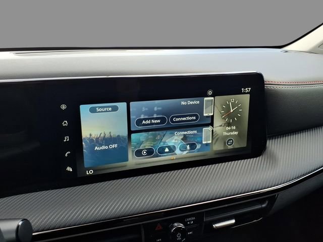 Used 2025 Nissan Kicks SR image 25