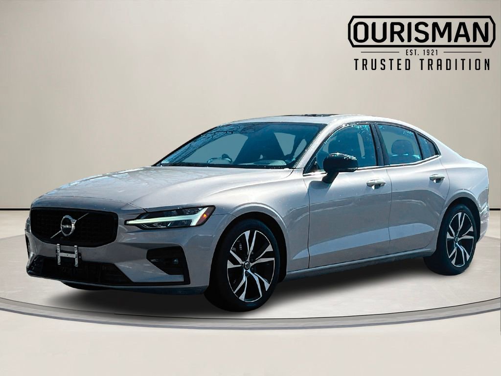 Used 2024 Volvo S60 B5 Core image 2