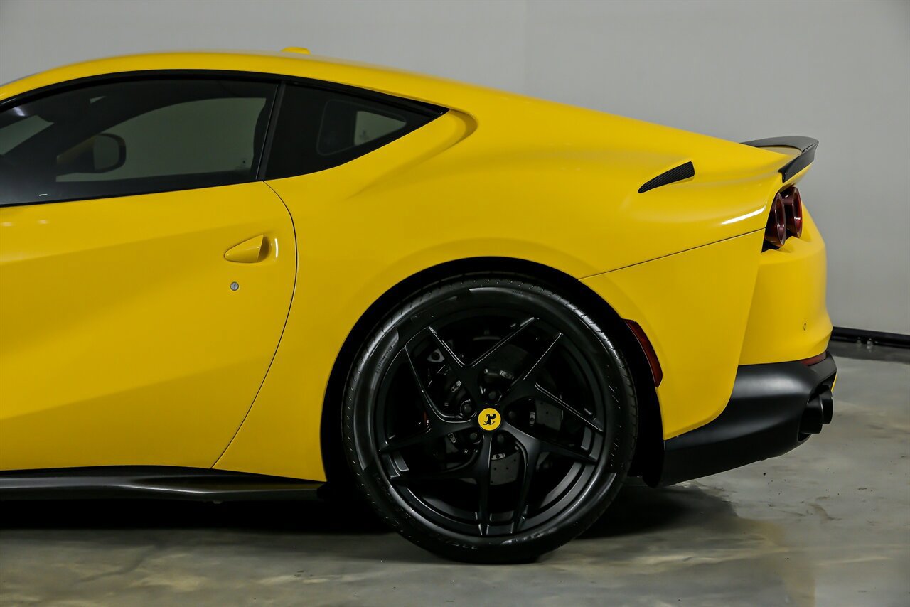 Used 2019 Ferrari 812 Superfast image 9