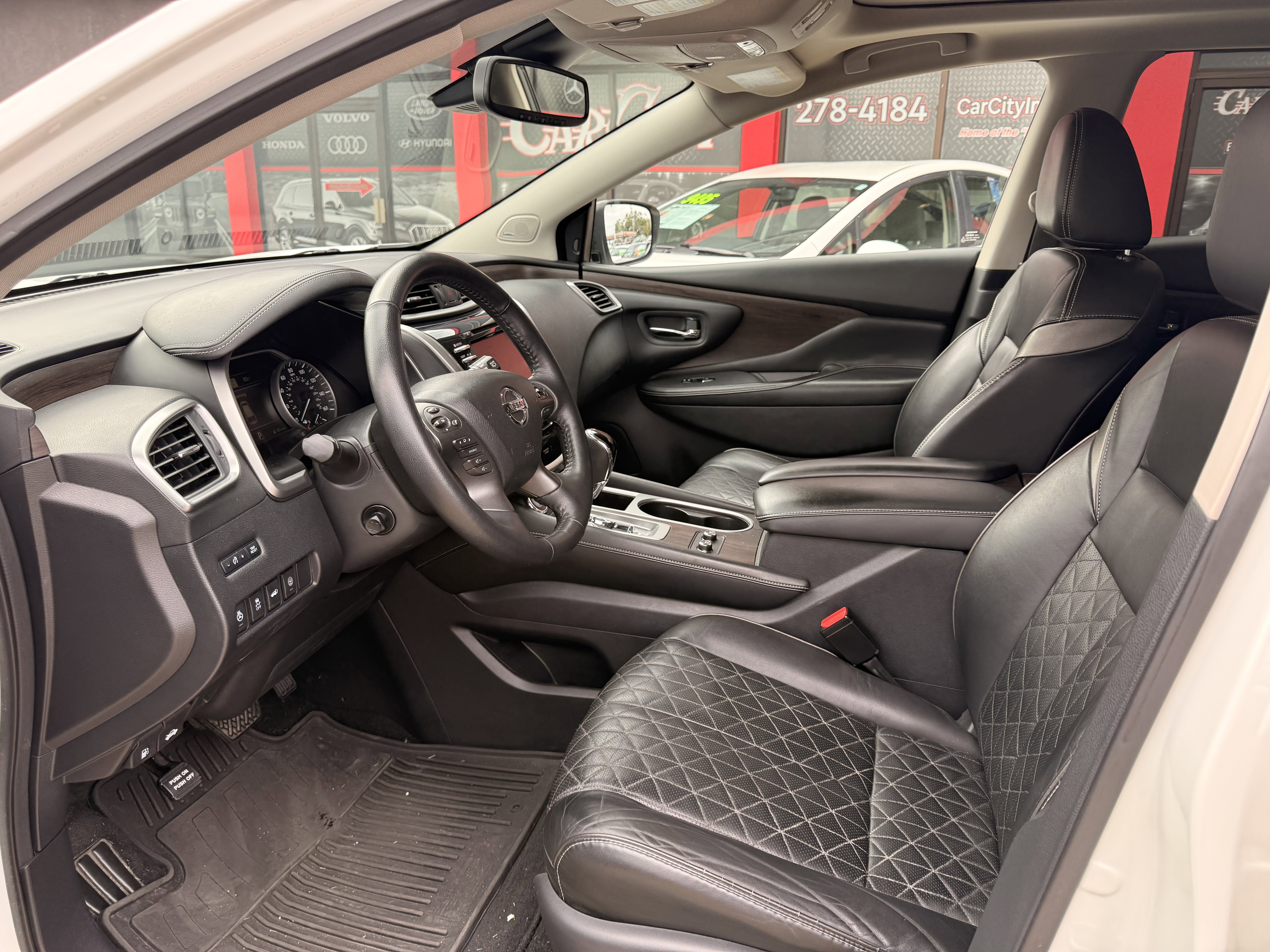 Used 2019 Nissan Murano Platinum w/ Cargo Package image 10