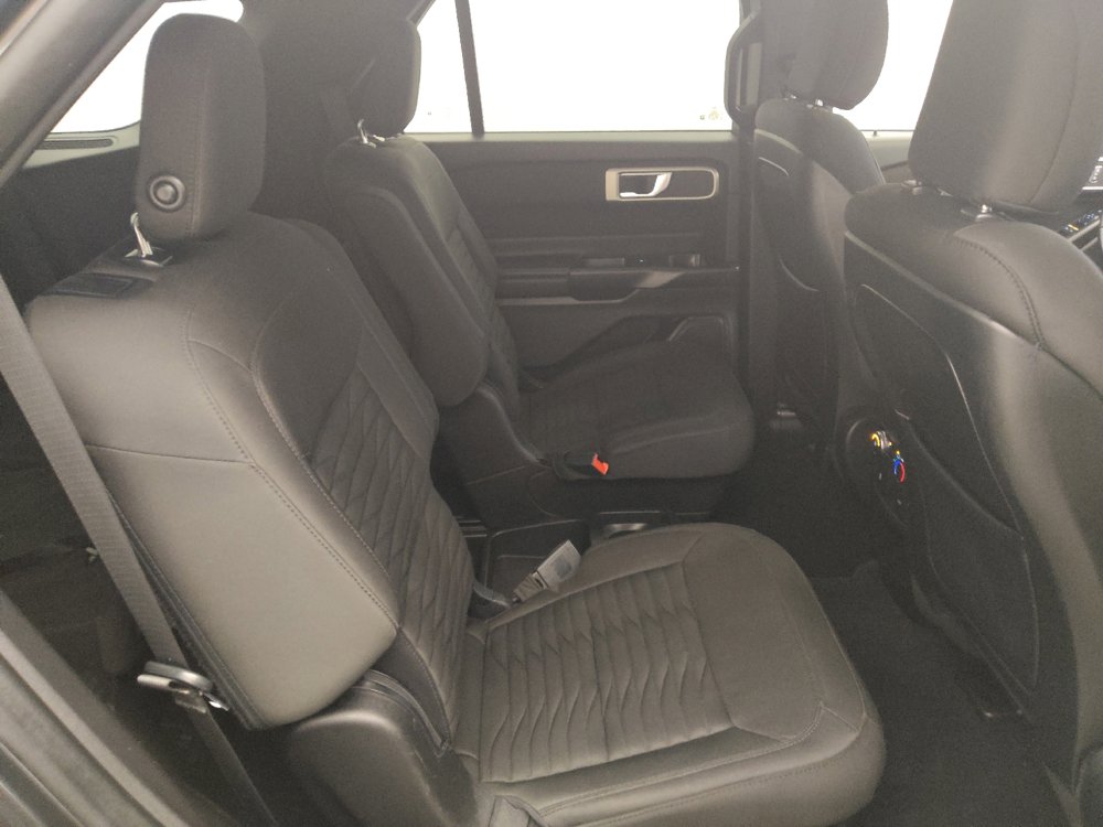 Used 2020 Ford Explorer XLT RWD image 19