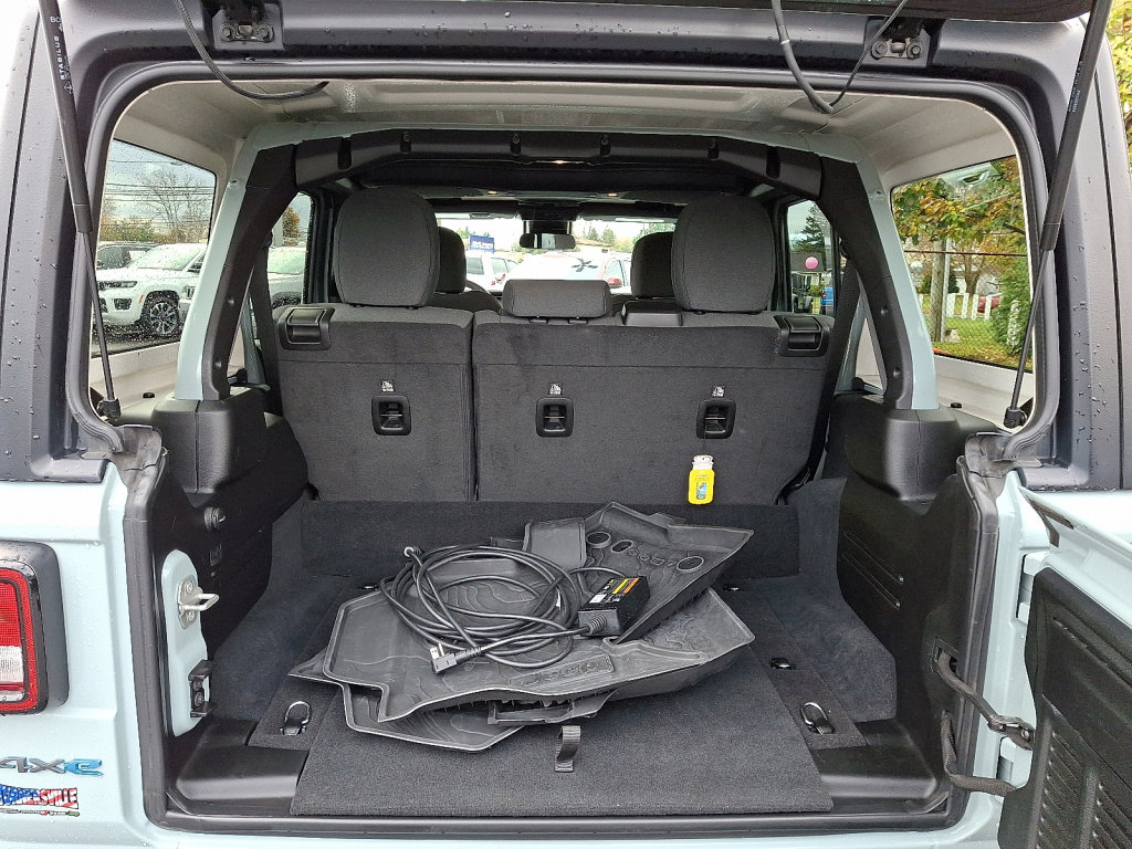 Used 2024 Jeep Wrangler Unlimited image 18