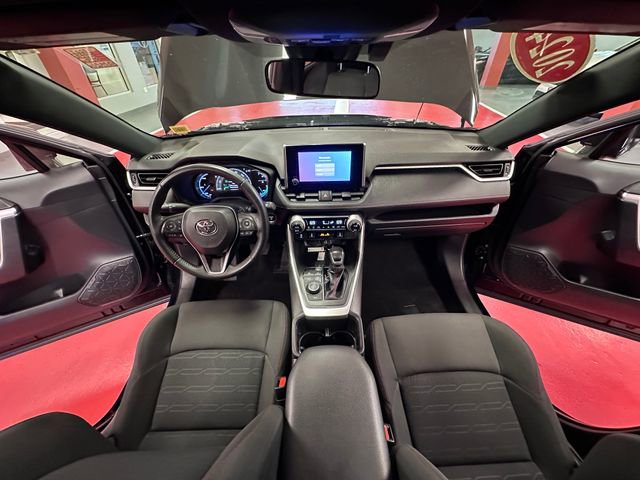 Certified 2024 Toyota RAV4 SE image 14