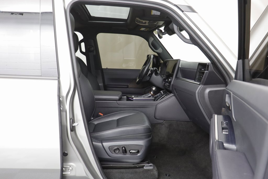 Used 2024 Lexus GX 550 550 Luxury w/ Accessory Package (Z1) image 19