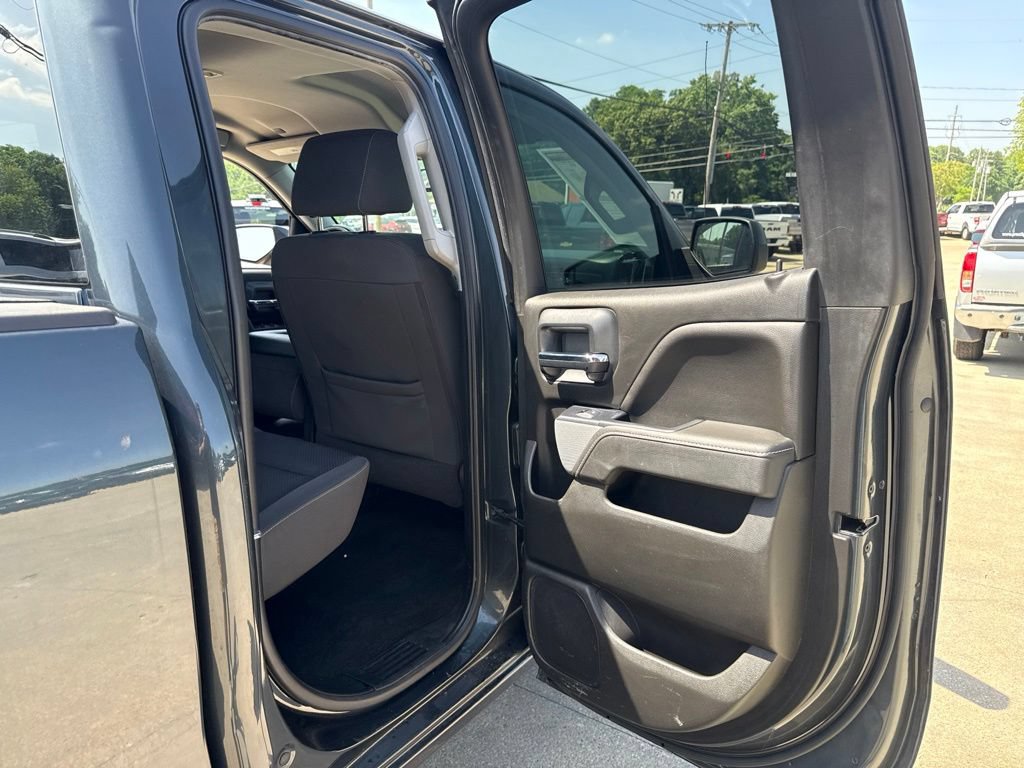 Used 2018 Chevrolet Silverado 1500 LT w/ All Star Edition AWD/4WD image 43