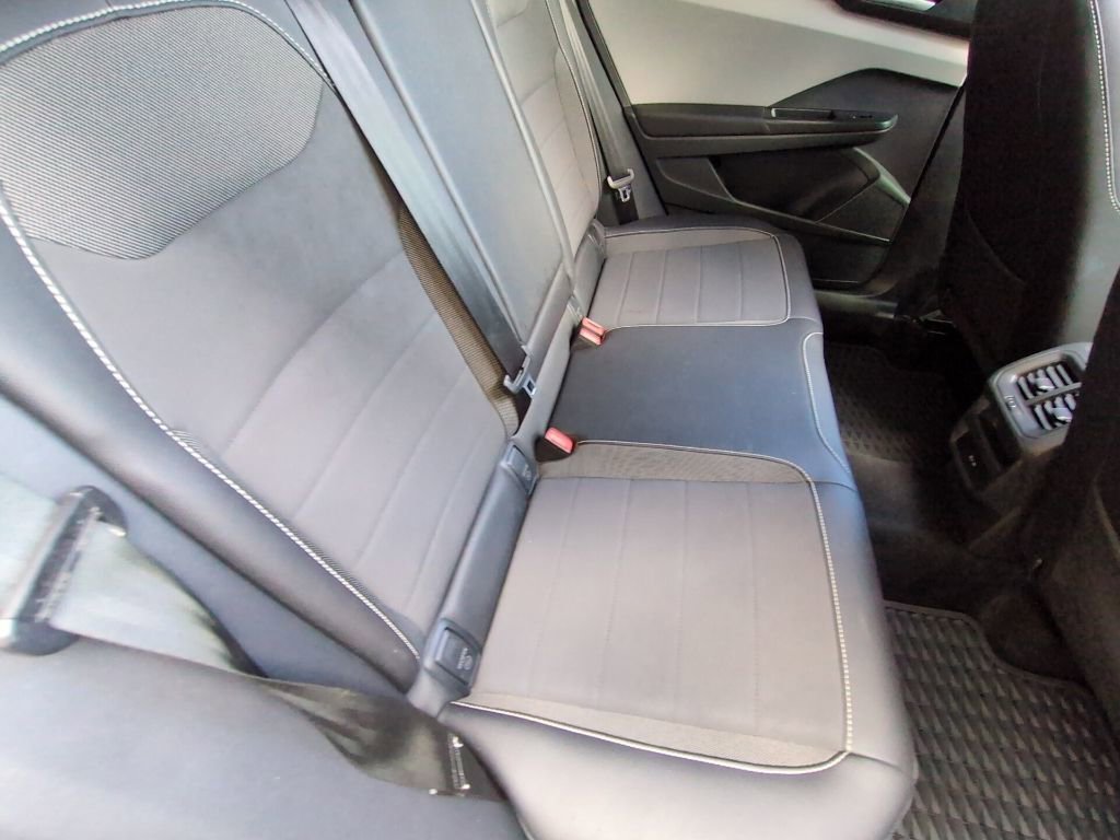 Used 2023 Volkswagen Taos SE image 27
