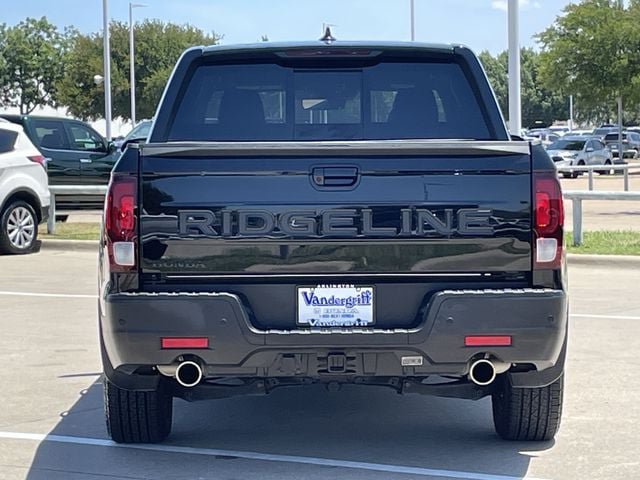 Used 2025 Honda Ridgeline Black Edition image 5