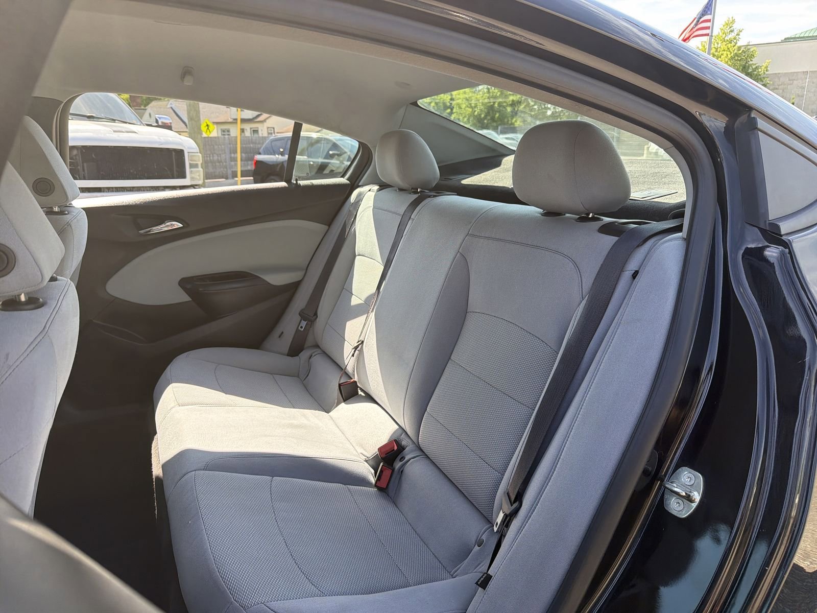 Used 2019 Chevrolet Cruze LS FWD image 22