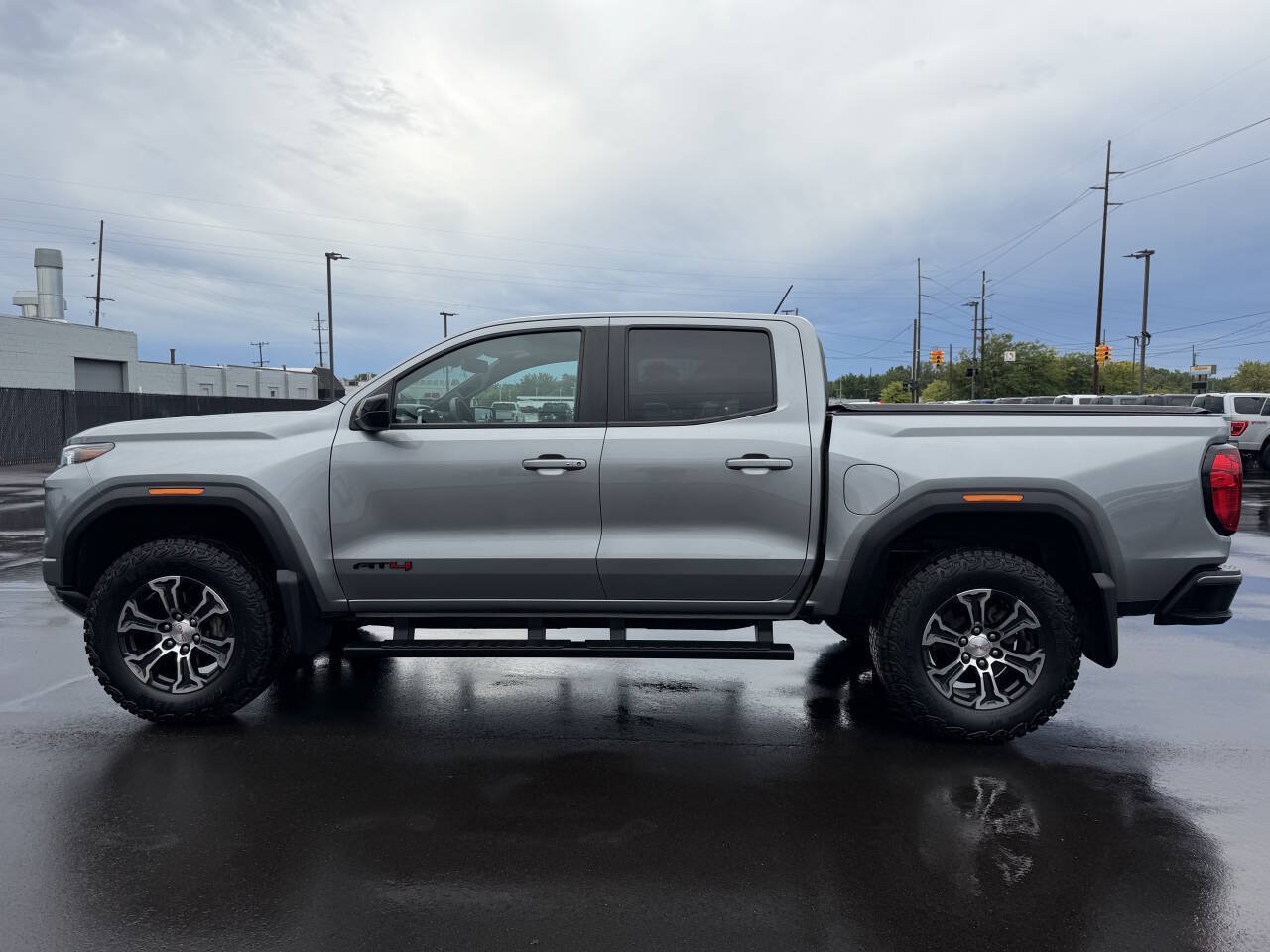 Used 2024 GMC Canyon AT4 w/ AT4 Premium Package AWD/4WD image 5