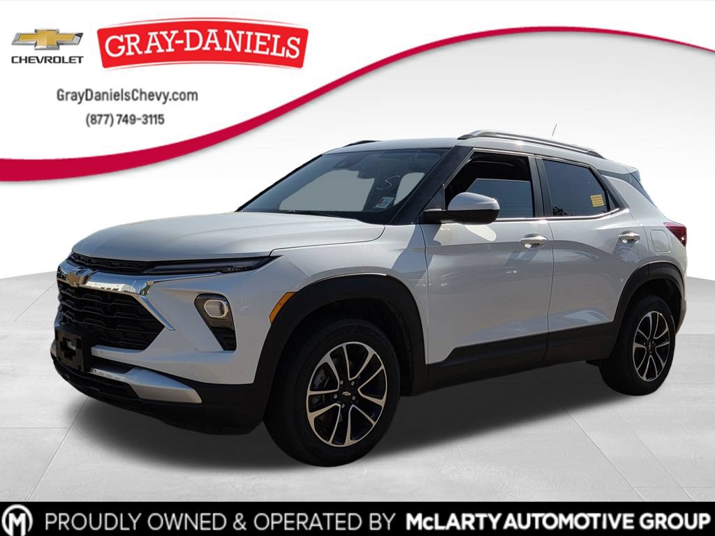 Used 2025 Chevrolet TrailBlazer LT w/ Driver Confidence Package