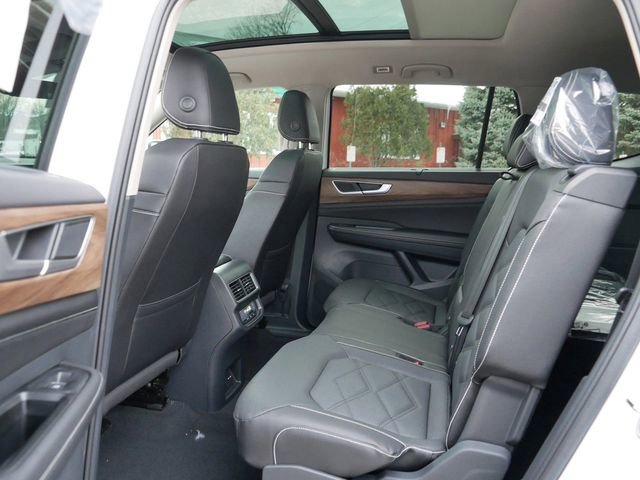 New 2026 Volkswagen Atlas SE image 8