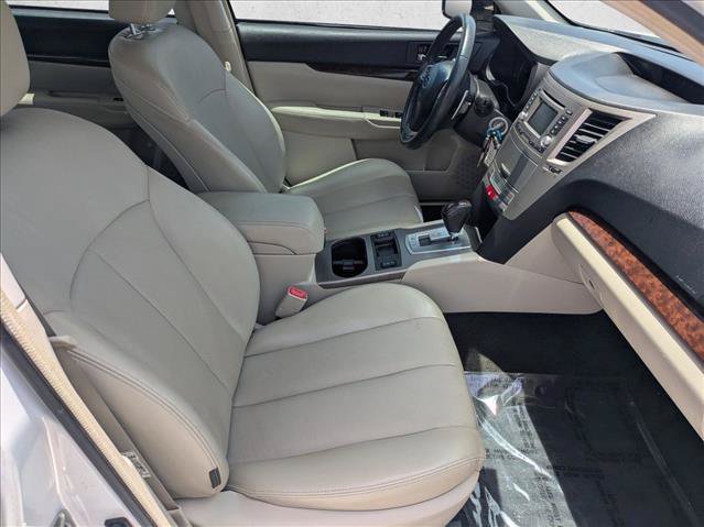 Used 2014 Subaru Legacy 2.5i Limited w/ Moonroof Package AWD/4WD image 20