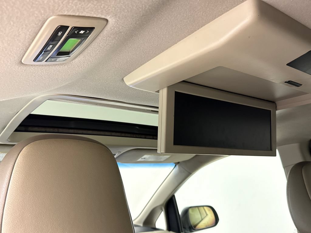 Used 2013 Toyota Sienna Limited w/ Premium Pkg FWD image 13