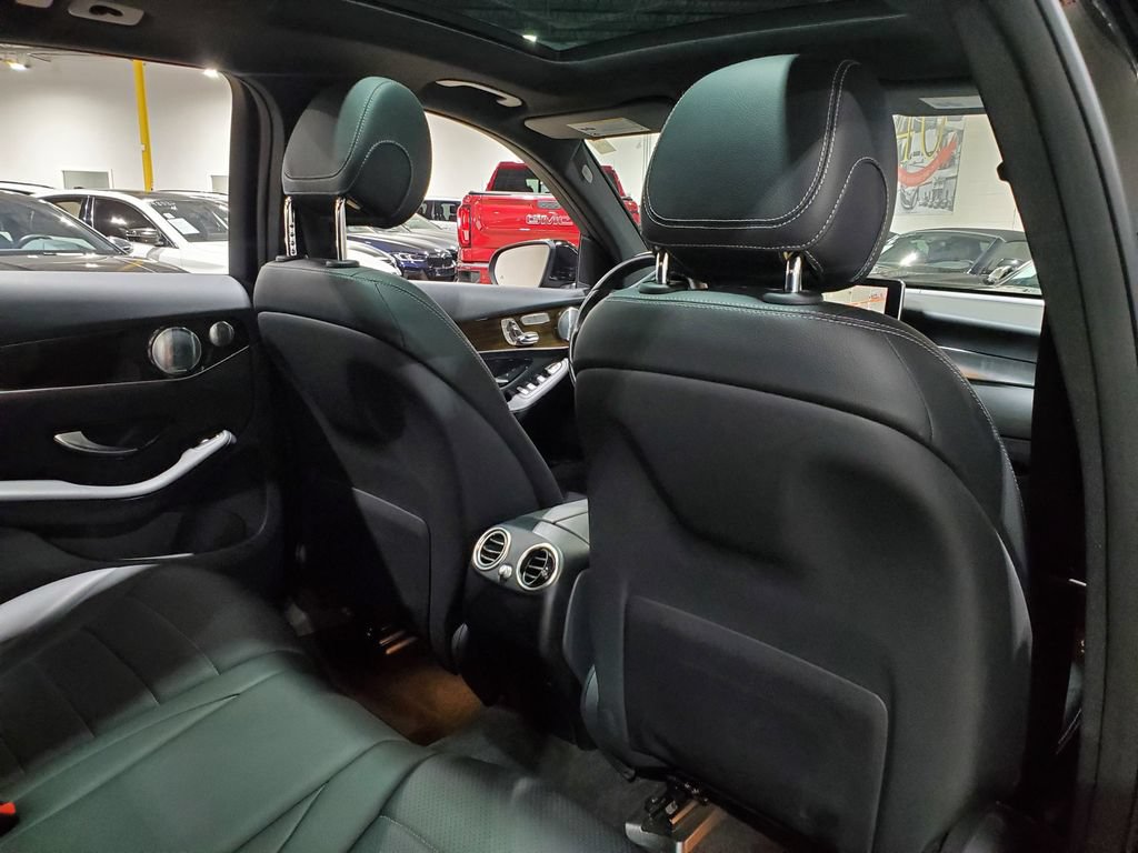 Used 2017 Mercedes-Benz GLC 300 4MATIC image 22