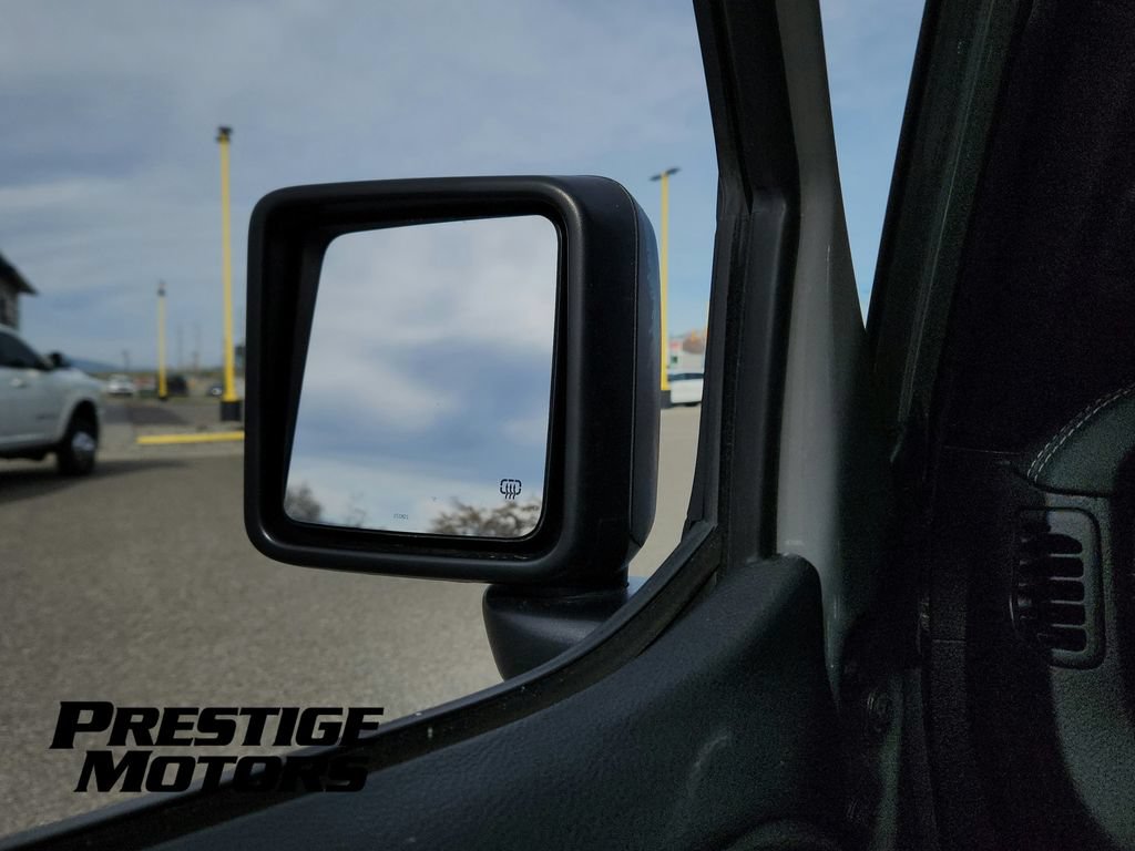 Used 2021 Jeep Gladiator Overland w/ Uconnect 4C Nav & Sound Group AWD/4WD image 17