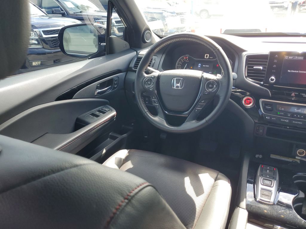 Used 2023 Honda Ridgeline Black Edition image 15
