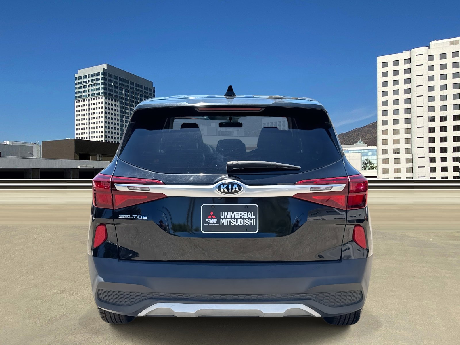 Used 2021 Kia Seltos LX image 4