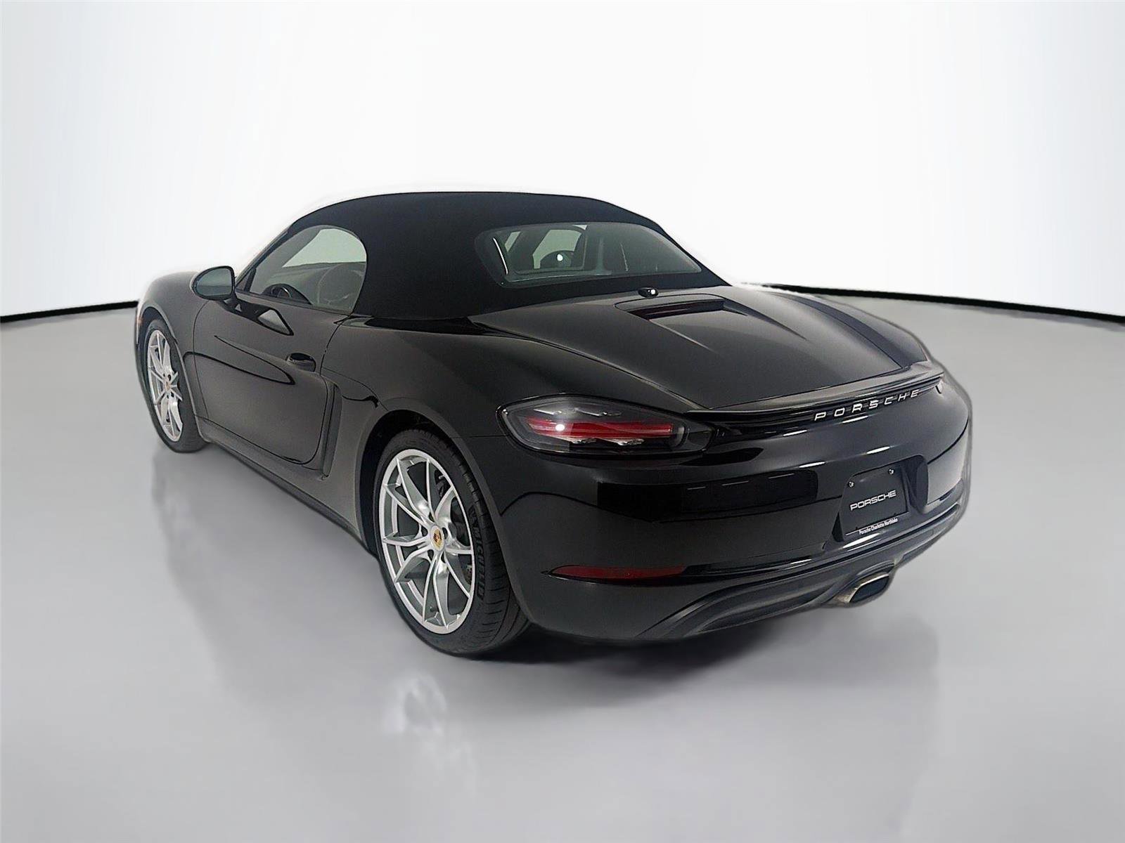Certified 2021 Porsche 718 Boxster image 3