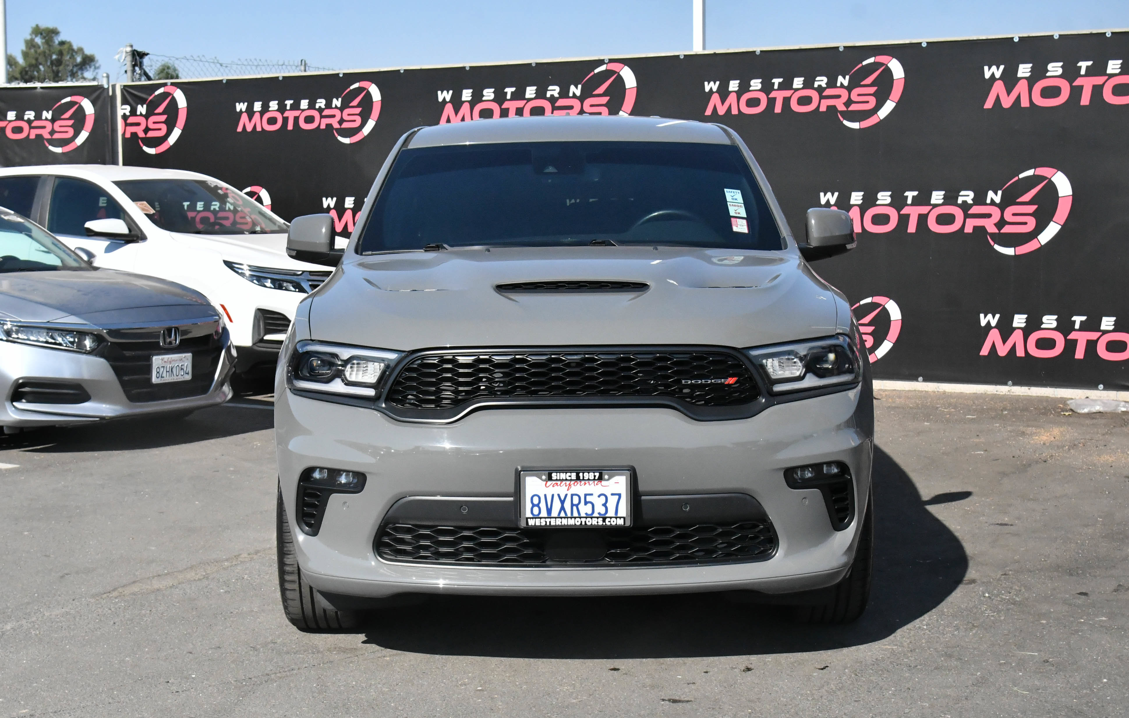 Used 2021 Dodge Durango R/T w/ Technology Group RWD image 2