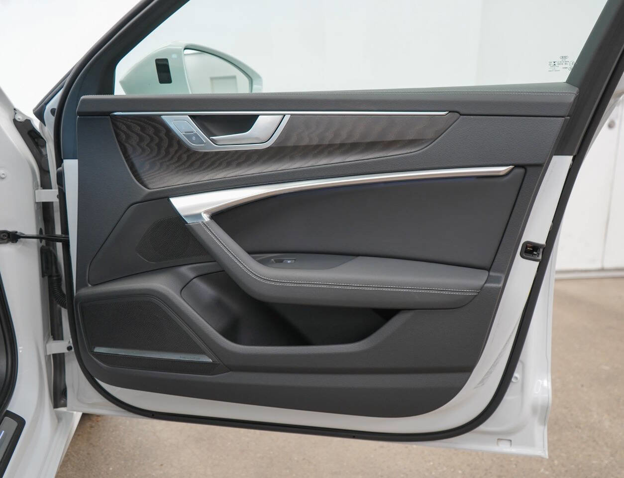 Used 2022 Audi A6 Premium Plus w/ Premium Plus Package image 58