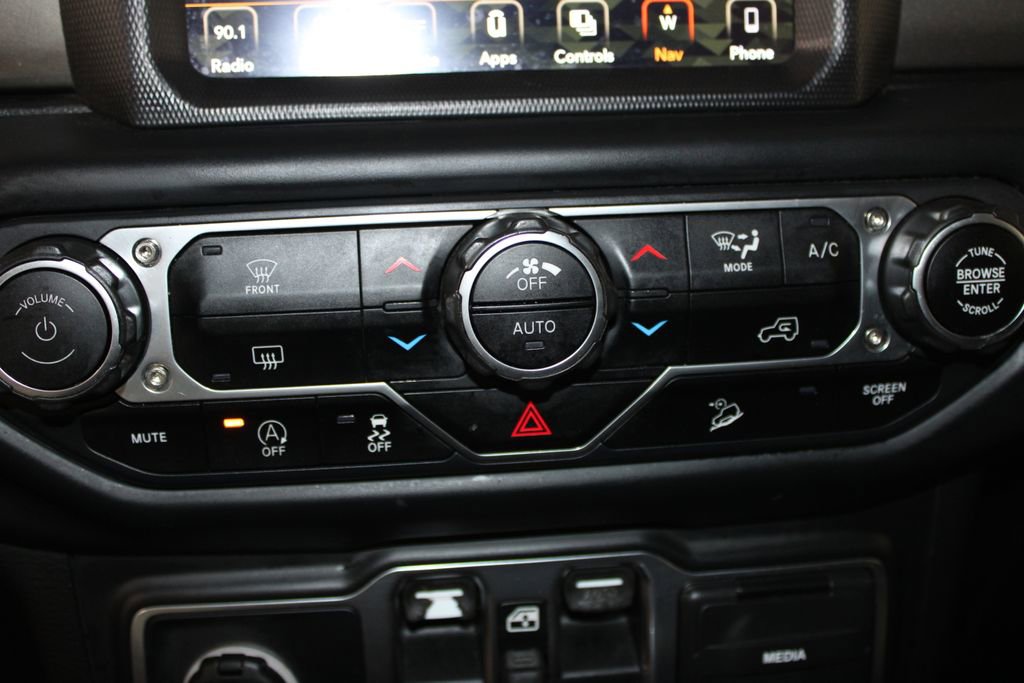 Used 2018 Jeep Wrangler Unlimited Sahara image 48