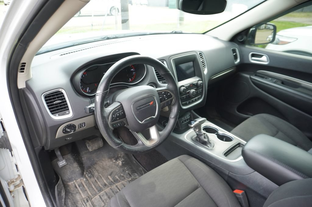 Used 2019 Dodge Durango SXT AWD/4WD image 3